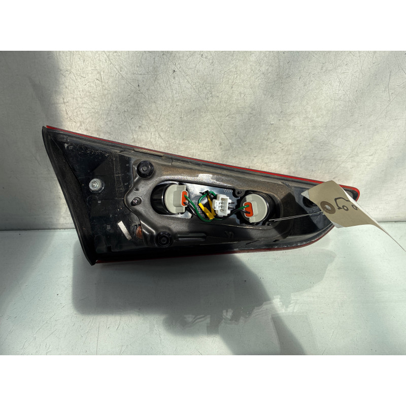 Feu arriere secondaire droit (feux) HYUNDAI I 20 2 Photo n°2