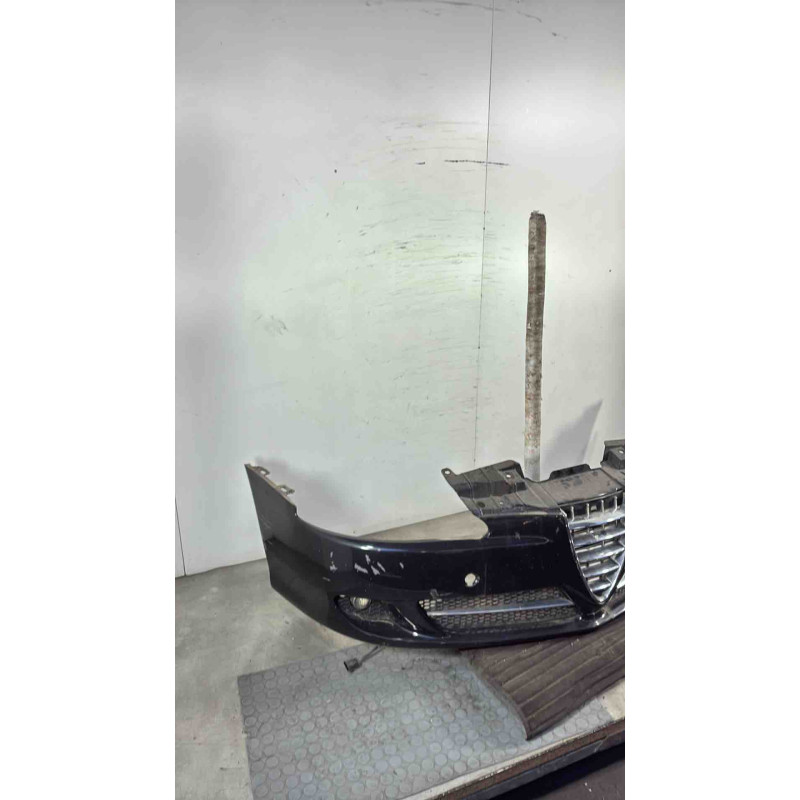 Pare choc avant ALFA ROMEO 147 Photo n°4