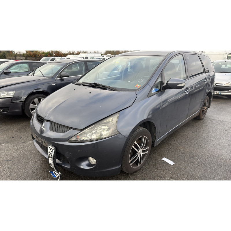 Feu arriere principal gauche (feux) MITSUBISHI GRANDIS Photo n°4