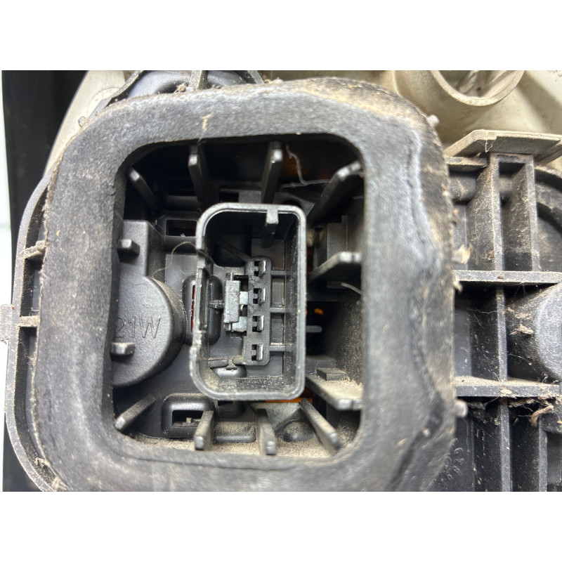Feu arriere principal gauche (feux) VOLKSWAGEN GOLF 5 Photo n°3