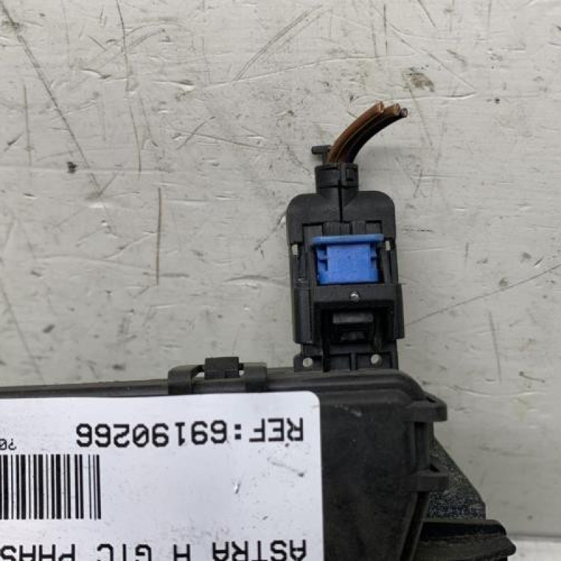 Serrure de coffre OPEL ASTRA H Photo n°2