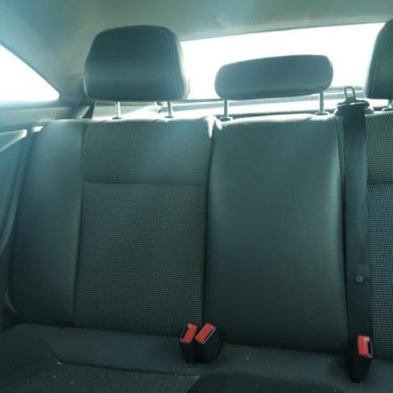 Serrure de coffre OPEL ASTRA H Photo n°10