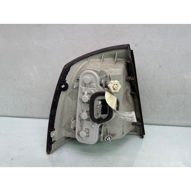 Feu arriere principal droit (feux) OPEL ASTRA G Photo n°3