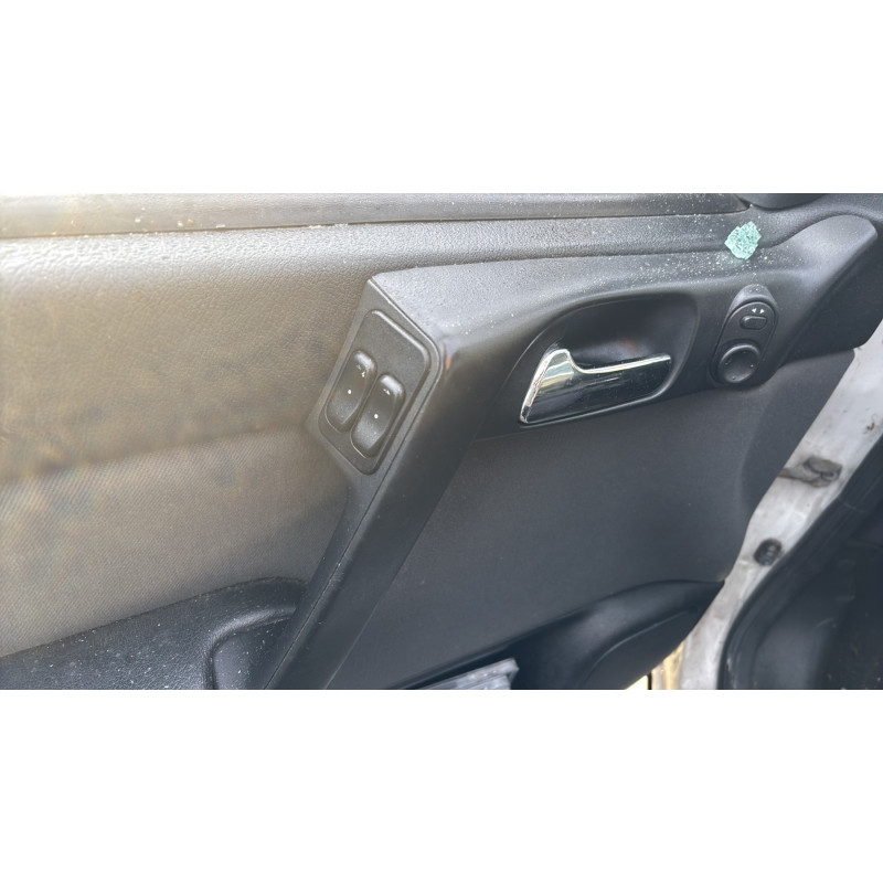 Feu arriere principal droit (feux) OPEL ASTRA G Photo n°14