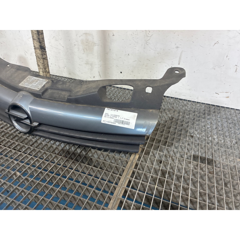 Calandre OPEL ASTRA H Photo n°2