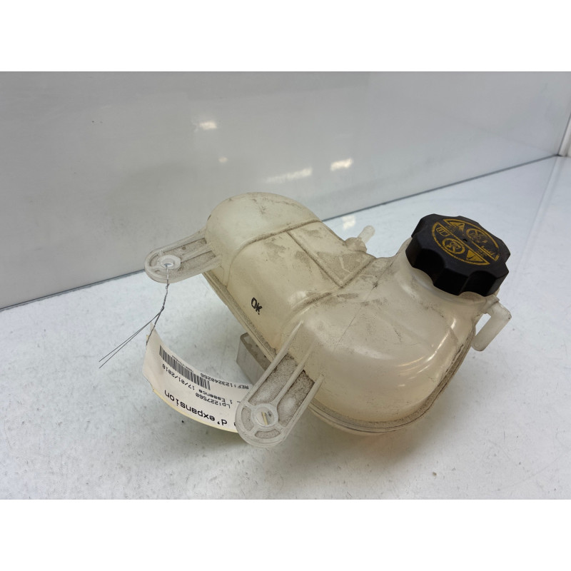 Vase d'expansion OPEL KARL Photo n°1