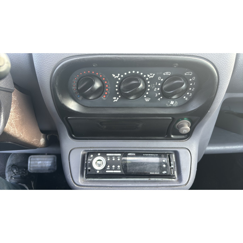 Optique avant principal gauche (feux)(phare) RENAULT TWINGO 1 Photo n°20