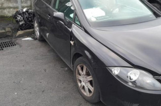 Moteur essuie glace avant droit SEAT LEON 2