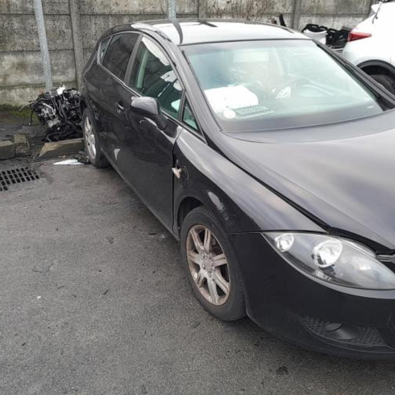 Moteur essuie glace avant droit SEAT LEON 2 Photo n°6