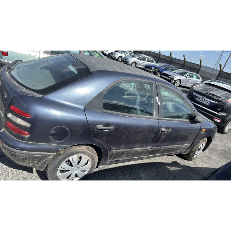 Feu arriere principal droit (feux) FIAT BRAVA Photo n°9