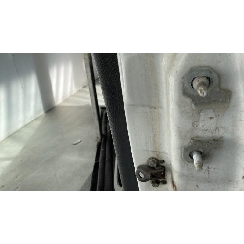 Porte avant gauche RENAULT TWINGO 2 Photo n°1
