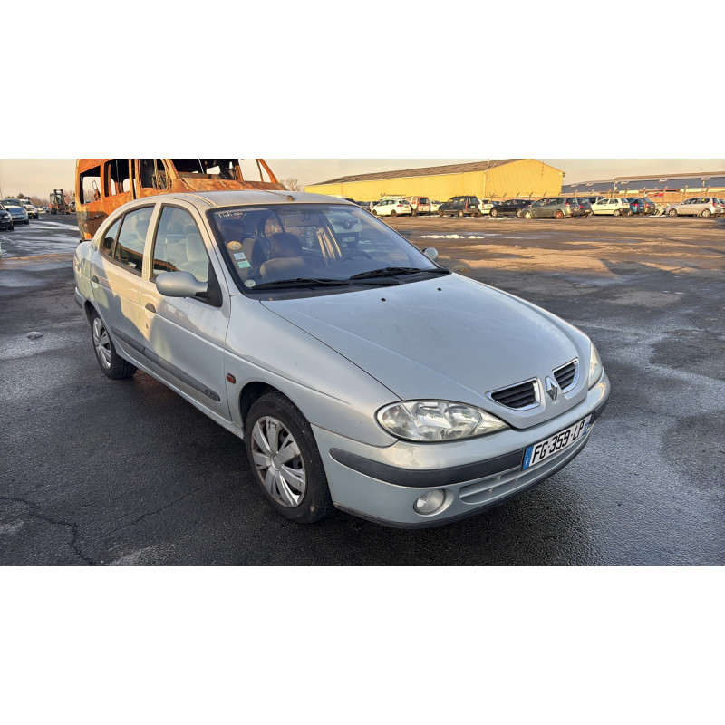 Cremaillere assistee RENAULT MEGANE 1 Photo n°6