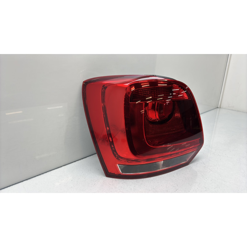 Feu arriere principal gauche (feux) VOLKSWAGEN POLO 5 Photo n°2