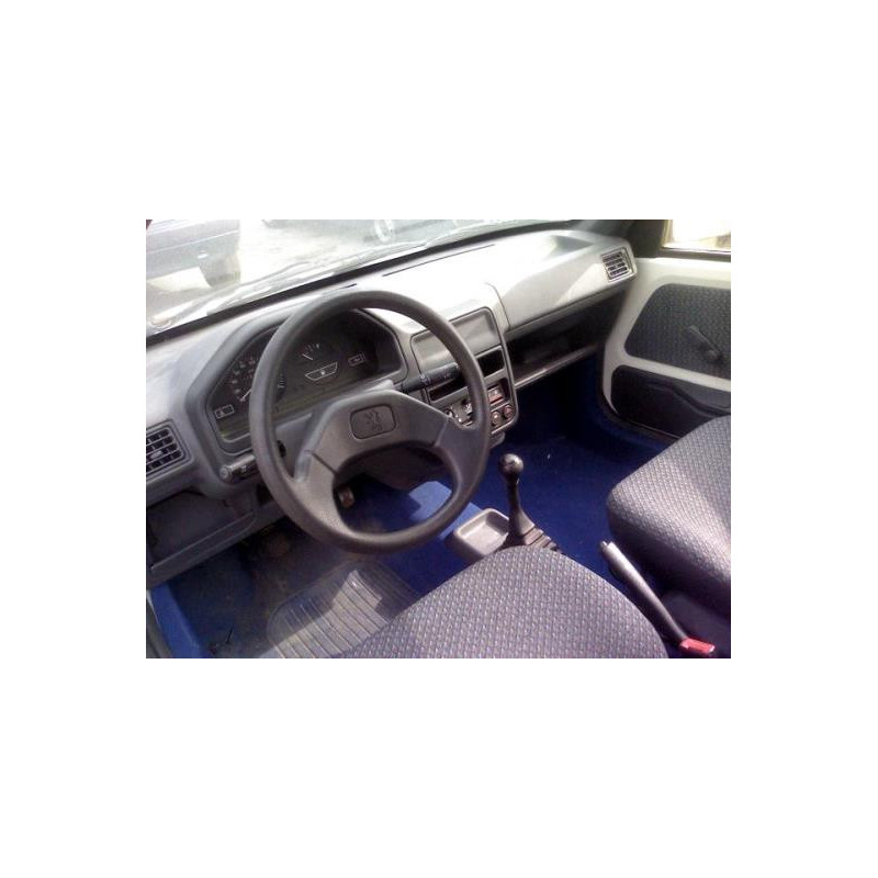 Retroviseur gauche PEUGEOT 106 Photo n°11