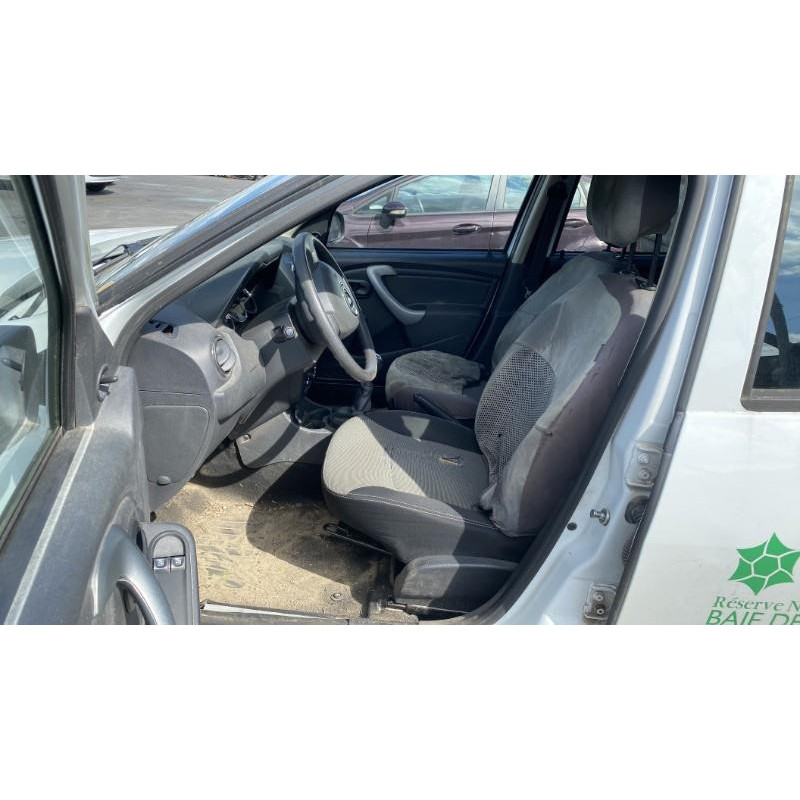 Antenne DACIA DUSTER 1 Photo n°8
