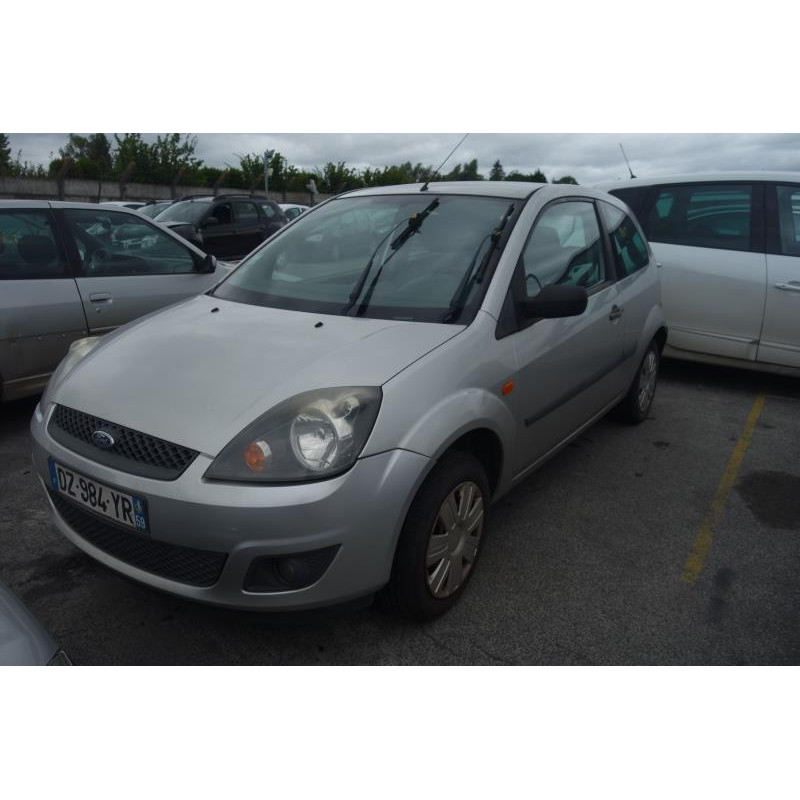 Plage arriere FORD FIESTA 5 Photo n°3