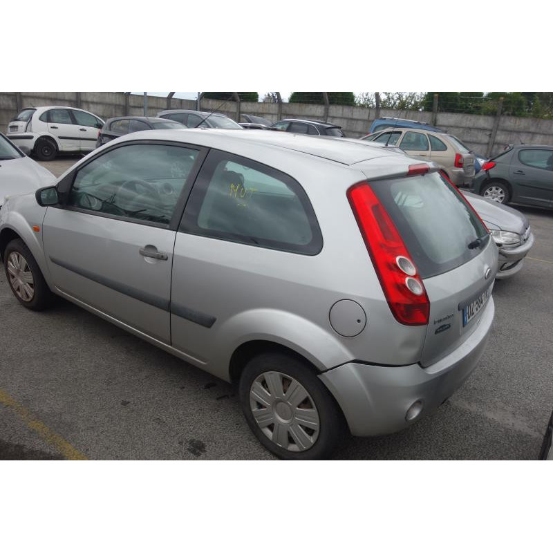Plage arriere FORD FIESTA 5 Photo n°6