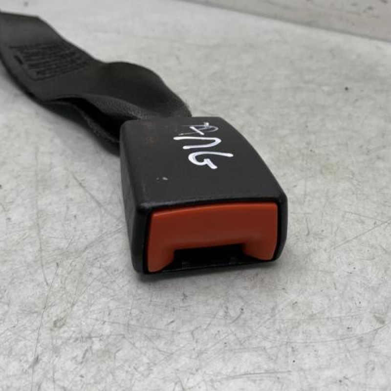 Attache ceinture arriere gauche LANCIA DELTA 3 Photo n°2