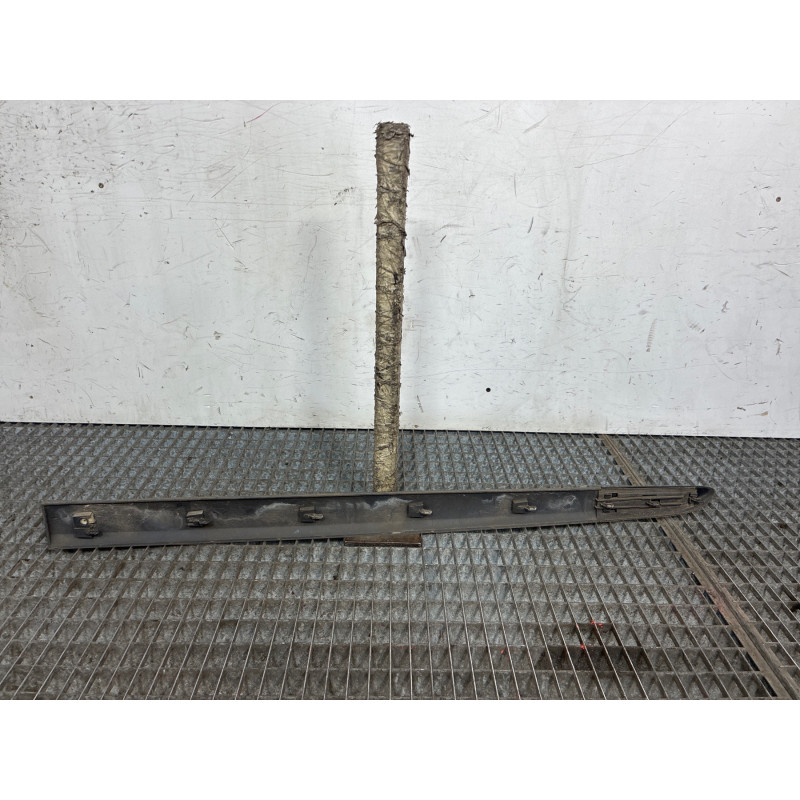 Baguette de porte avant gauche RENAULT MODUS Photo n°4