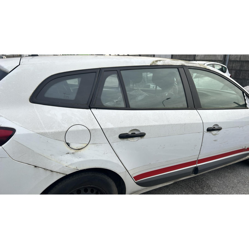 Plage arriere RENAULT MEGANE 3 Photo n°6