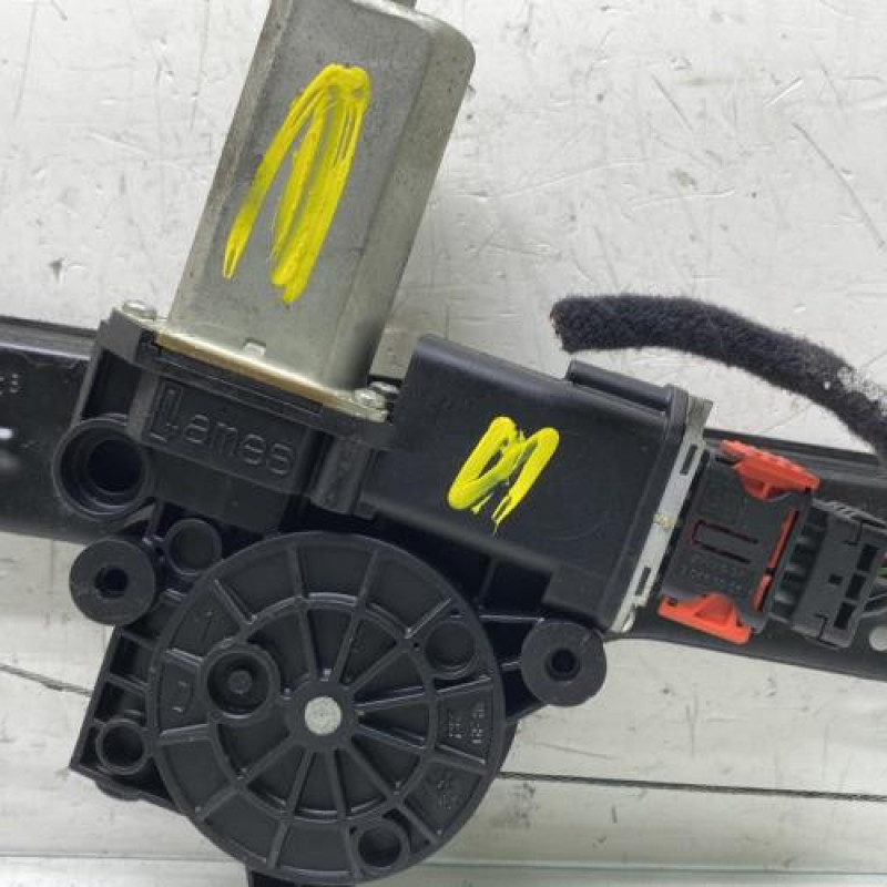 Leve vitre electrique avant droit LANCIA DELTA 3 Photo n°2