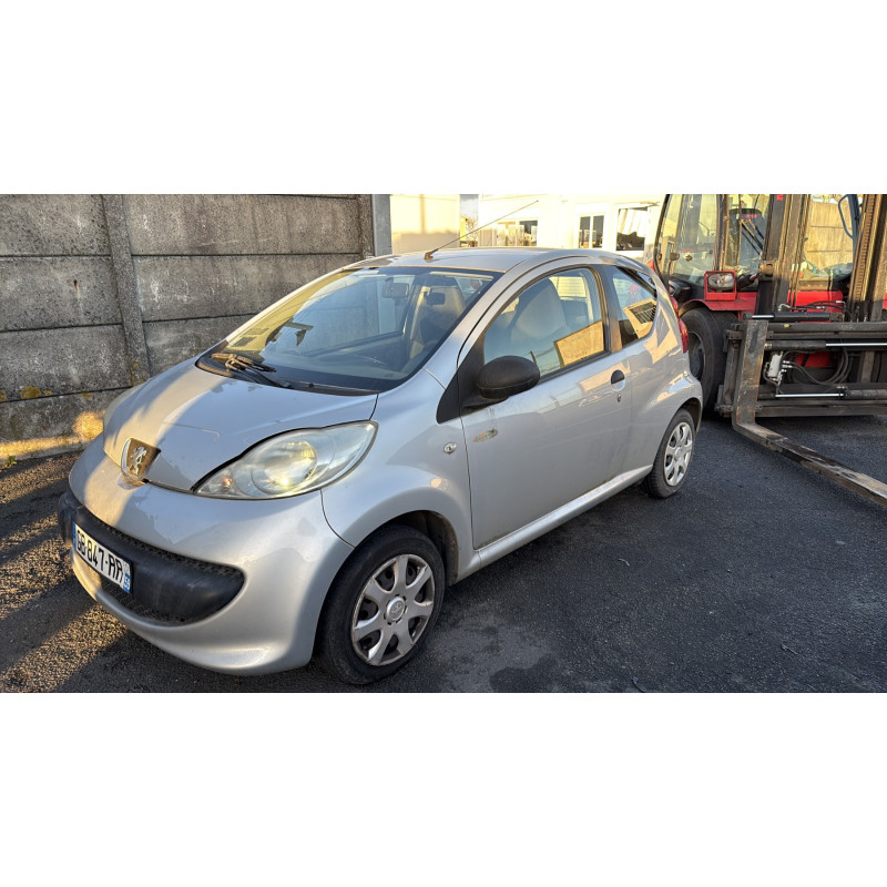 Custode arriere droit PEUGEOT 107 Photo n°4