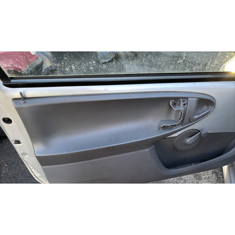 Custode arriere droit PEUGEOT 107 Photo n°12