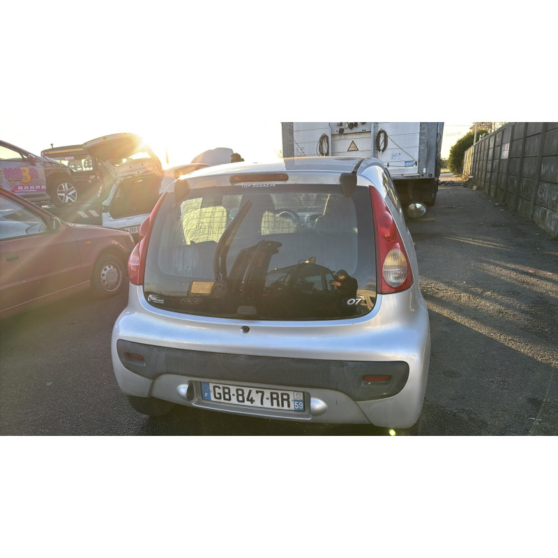 Custode arriere gauche PEUGEOT 107 Photo n°9