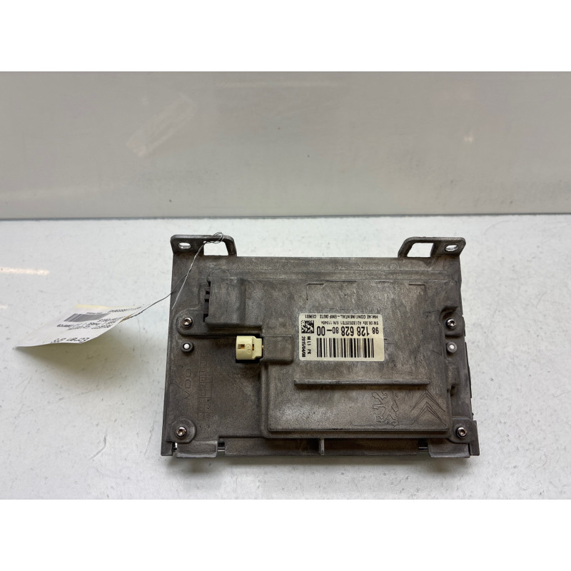 Ecran GPS PEUGEOT 2008 1 Photo n°1