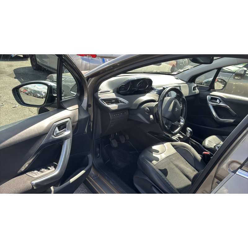 Ecran GPS PEUGEOT 2008 1 Photo n°15