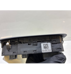 Interrupteur de leve vitre avant gauche PEUGEOT 2008 1