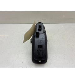Interrupteur de leve vitre avant gauche PEUGEOT 2008 1