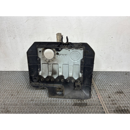 Cache moteur VOLKSWAGEN GOLF 5 Photo n°1
