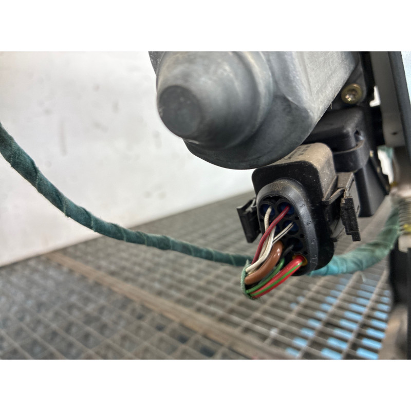 Leve vitre electrique avant droit AUDI A3 1 Photo n°4