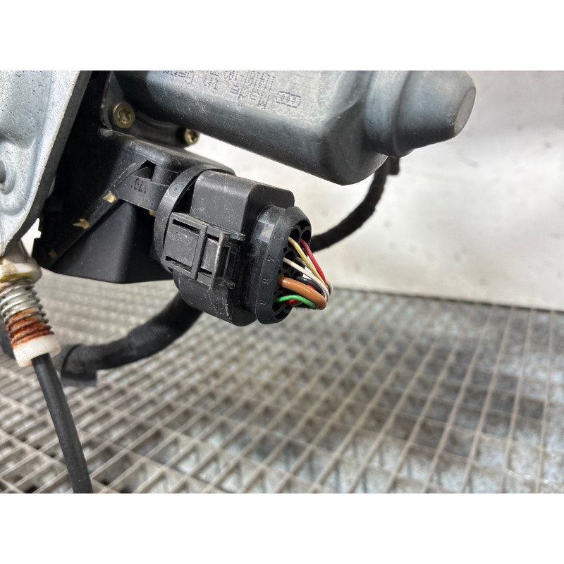 Leve vitre electrique avant gauche AUDI A3 1 Photo n°4