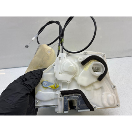 Serrure avant droit OPEL AGILA B