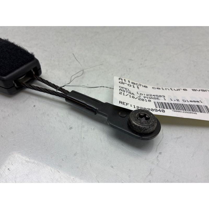 Attache ceinture avant droit OPEL ASTRA J Photo n°3