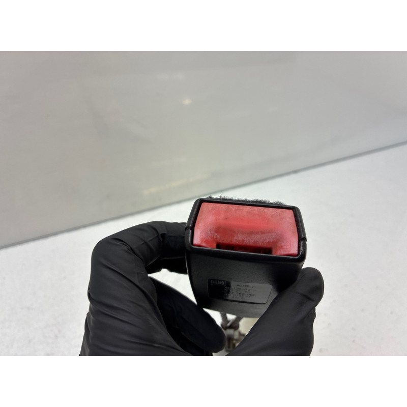 Attache ceinture avant droit OPEL ASTRA J Photo n°4