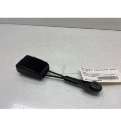 Attache ceinture avant droit OPEL ASTRA J