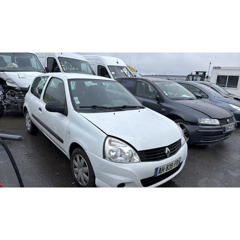 Calculateur moteur RENAULT CLIO 2 CAMPUS Photo n°9