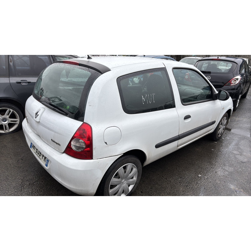 Calculateur moteur RENAULT CLIO 2 CAMPUS Photo n°11