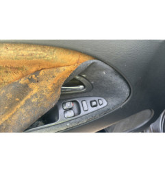 Bandeau de feu malle/hayon VOLVO V 40 1