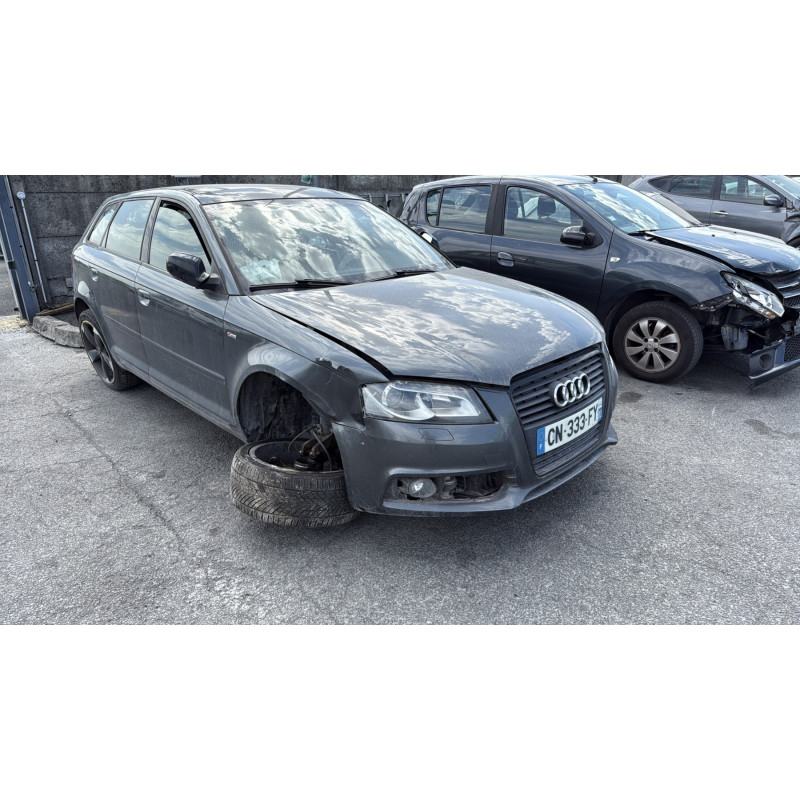 Attache ceinture avant gauche AUDI A3 2 Photo n°6