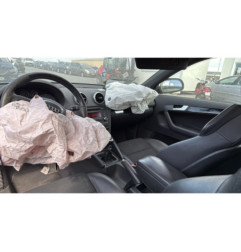 Attache ceinture avant gauche AUDI A3 2