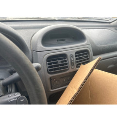 Custode arriere gauche RENAULT CLIO 2