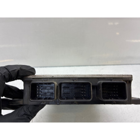 Calculateur moteur DACIA LOGAN MCV 1