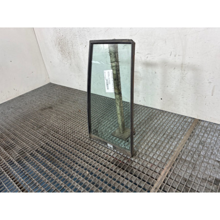 Custode arriere droit (porte) HYUNDAI GALLOPER Photo n°1