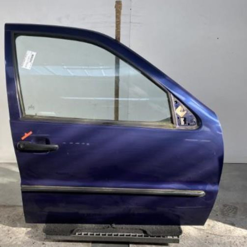 Porte avant droit VOLKSWAGEN POLO 3 Photo n°1