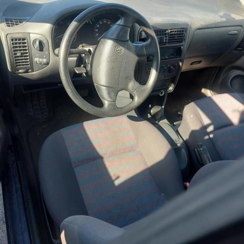Porte avant droit VOLKSWAGEN POLO 3 Photo n°17