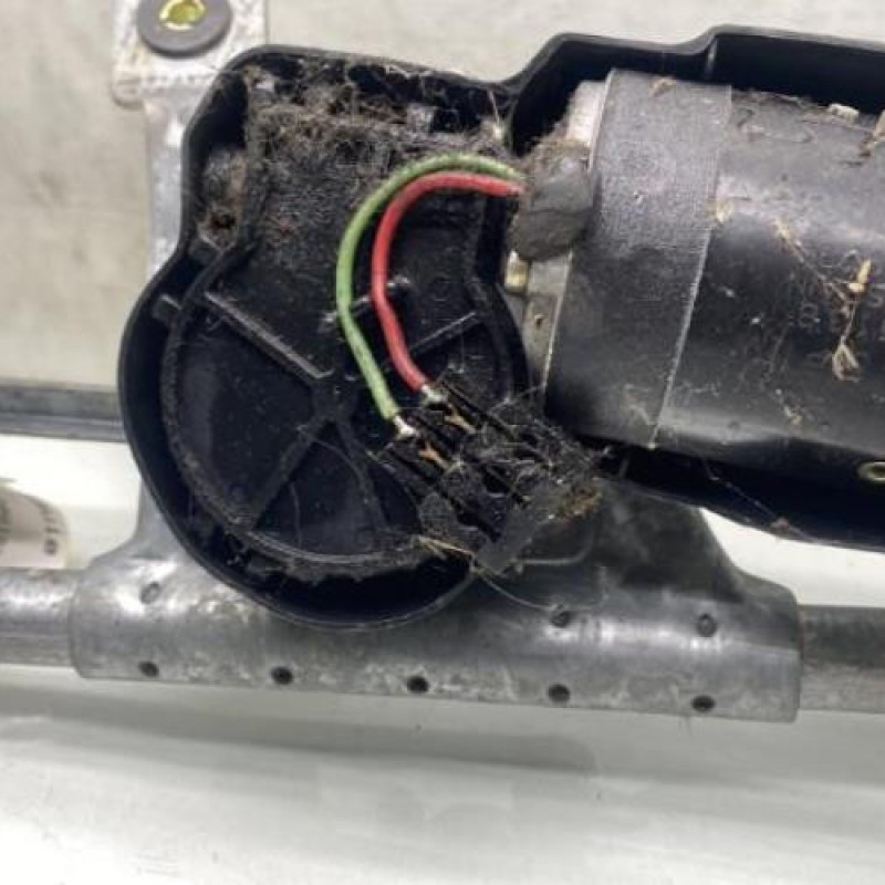 Moteur essuie glace avant VOLKSWAGEN POLO 3 Photo n°7